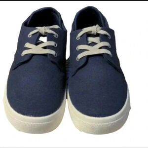 SUN + STONE Big Boys Kiva Sneaker